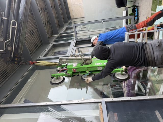 About Clapton Double Glazing